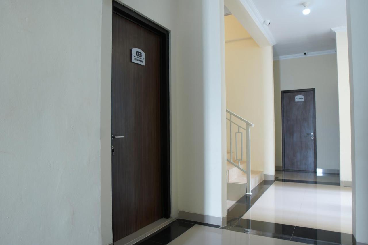 Kost Eksklusif Teduh Hostel Salakan Екстериор снимка
